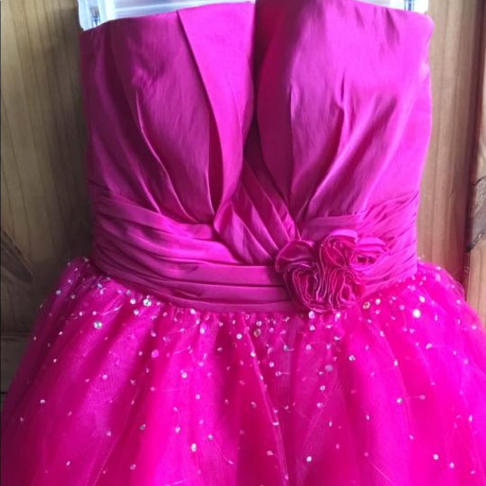 PROM DRESS